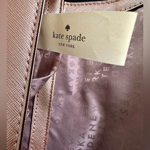 NEW!! Kate Spade Rose Gold Greer Laurel Way Saffiano Crossbody Clutch
NWOT - Picture 5 of 10